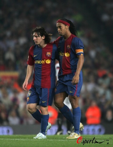 加强中场防 加强中场防